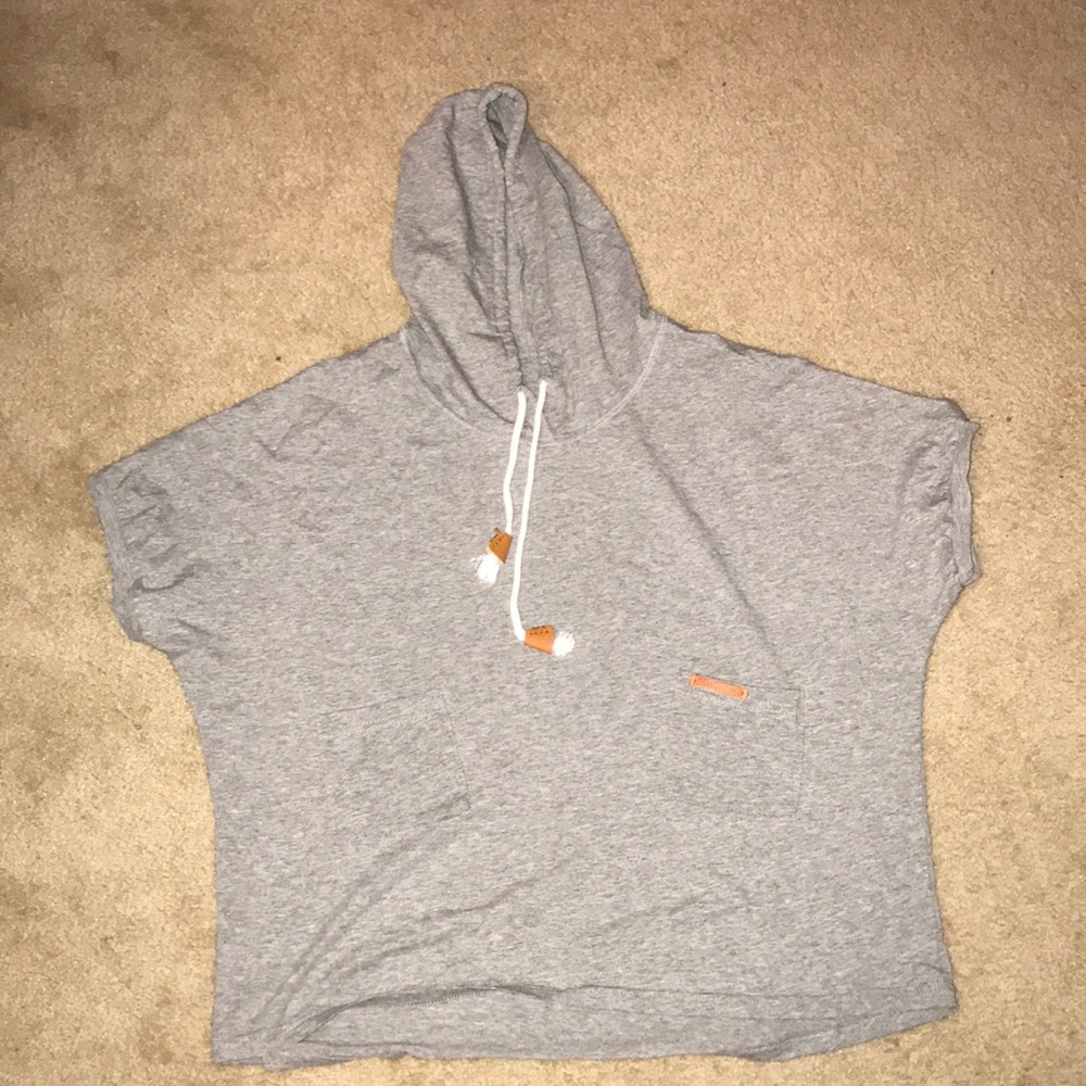 Gray Cropped Short Sleeve Hoodie